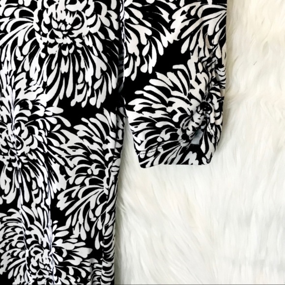 BR minimalist floral short sleeve dress - Picture 6 of 8